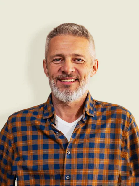 Vladimir Raevsky – Expert In Custom Cabinetry And Installation